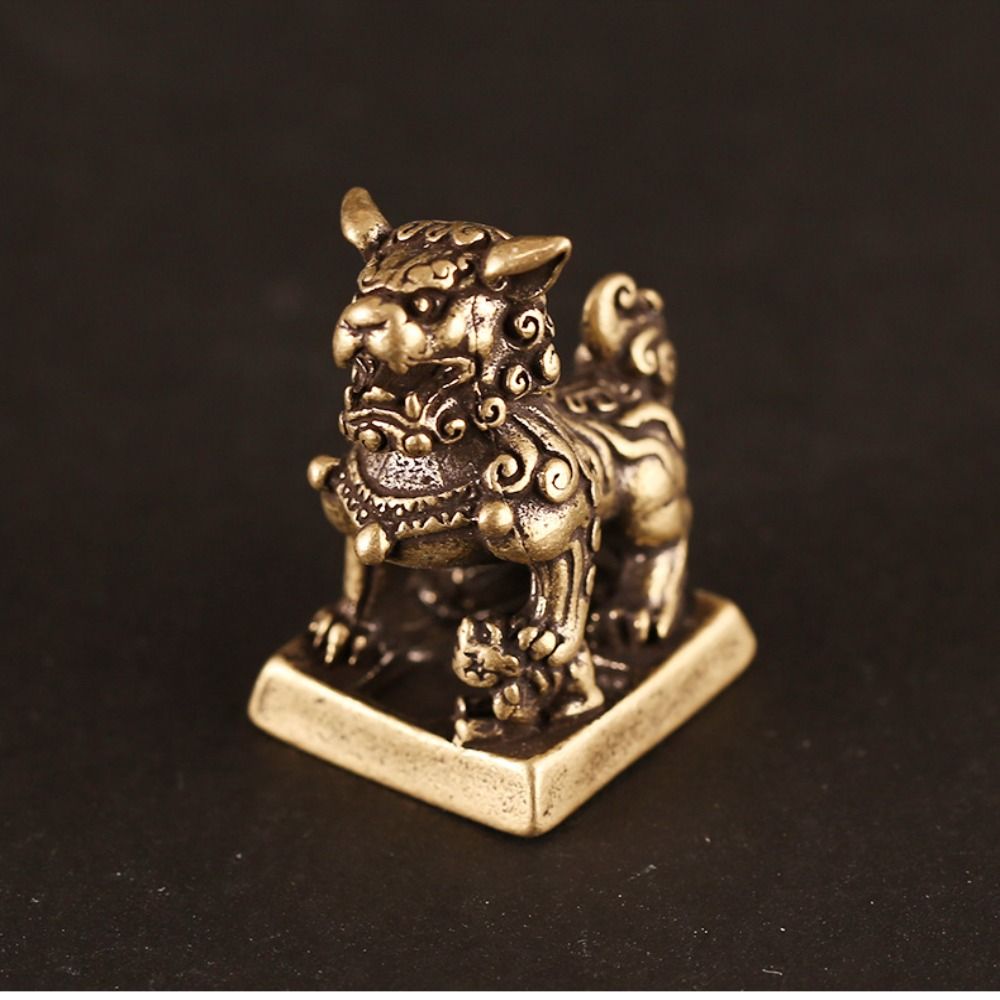 Adorno de Escritorio Hecho a M - Art Craft Lion reseña y precio