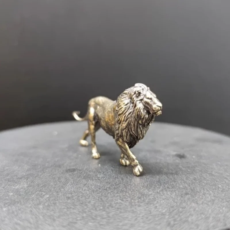 Mini escultura de león de lató - Art Craft Lion reseña y precio